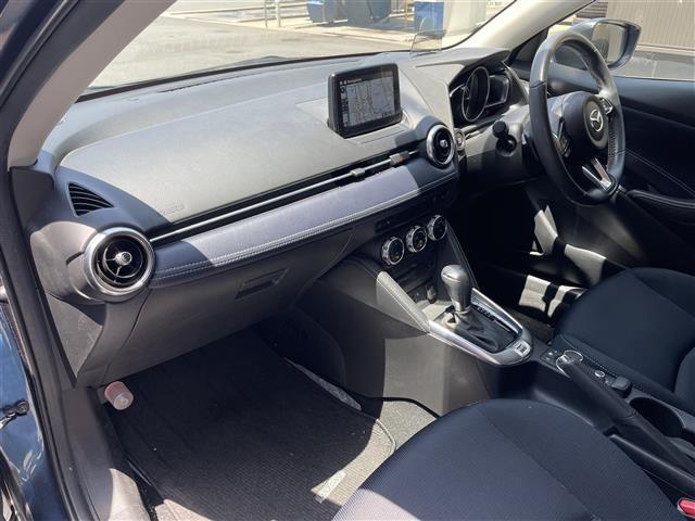 ＭＡＺＤＡ２ １５Ｓプロアクティブ　Ｓパッケージ　セーフティクルーズパッケージ／レーダークルーズコントロール／レーンキープアシスト／ドライビングポジションパッケージ／ステアリングヒーター／パワーシート／３６０度ビューモニター／フルセグＴＶ（22枚目）