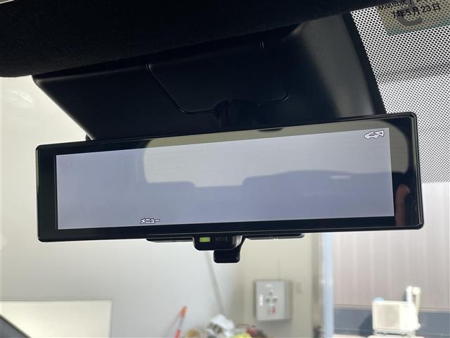 オーラ ニスモ　純正９型ナビ／ワイヤレス充電／ＥＴＣ２．０／プロパイロット／ＳＯＳコール／アラウンドビューモニター／デジタルミラー／全方位運転支援システム／ステアリングスイッチ／オートブレーキホールド／ＬＥＤライト（13枚目）