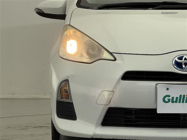 アクア Ｓ　禁煙車／純正ナビ／Ｂｌｕｅｔｏｏｔｈ／ＣＤ／ＤＶＤ／ＡＵＸ／フルセグＴＶ／バックカメラ／ステアリングリモコン／純正アルミホイール／純正フロアマット／ＥＴＣ／スマートキー（26枚目）