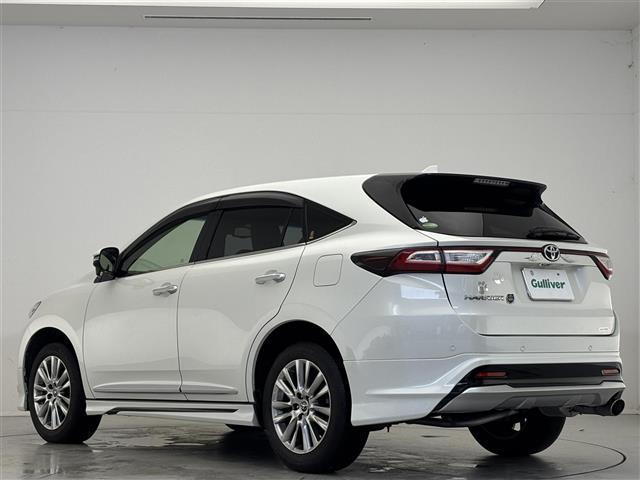 ハリアー プレミアム　メタル　アンド　レザーパッケージ　禁煙車／ＡＬＰＩＮＥ製１０型ナビ／モデリスタエアロ／レザーシート／バックカメラ／レーダークルコン／クリアランスソナー／ＬＥＤ／オートマチックハイビーム／パワーシート／シートヒーター／ベンチレーション（31枚目）