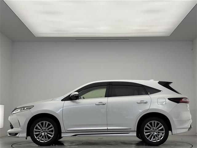 ハリアー プレミアム　メタル　アンド　レザーパッケージ　禁煙車／ＡＬＰＩＮＥ製１０型ナビ／モデリスタエアロ／レザーシート／バックカメラ／レーダークルコン／クリアランスソナー／ＬＥＤ／オートマチックハイビーム／パワーシート／シートヒーター／ベンチレーション（32枚目）