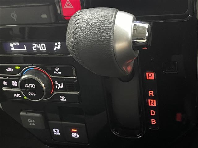 ルーミー カスタムＧ－Ｔ　禁煙車／ＴＲＤエアロ／純正９インチナビ／バックカメラ／ＥＴＣ／ワイヤレス充電／シートヒーター／両側パワースライドドア／追従クルーズコントロール／レーンキープアシスト／ＬＥＤライト／オートホールド（19枚目）