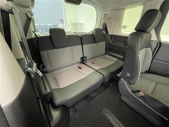 フリード ｅ：ＨＥＶエアー　ＥＸ　禁煙車／純正９型ナビ／両側パワースライドドア／全方位カメラ／追従クルーズコントロール／レーンキープアシスト／ハーフレザーシート／シートヒーター／ブラインドスポットインフォメーション／クリアランスソナー（24枚目）