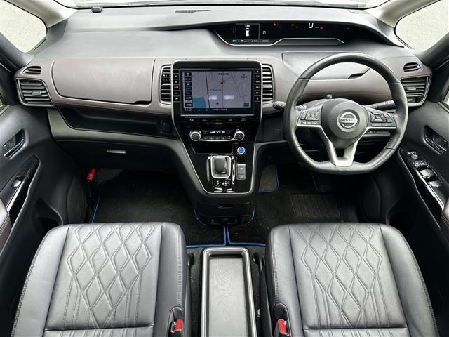 セレナ ｅ－パワー　ハイウェイスターＧ　禁煙車／純正９型ナビ／寒冷地仕様車／純正フリップダウンモニター／両側パワースライドドア／全方位カメラ／レザーシート／プロパイロット／ＬＥＤ／オートマチックハイビーム／パーキングアシスト／ＥＴＣ（4枚目）