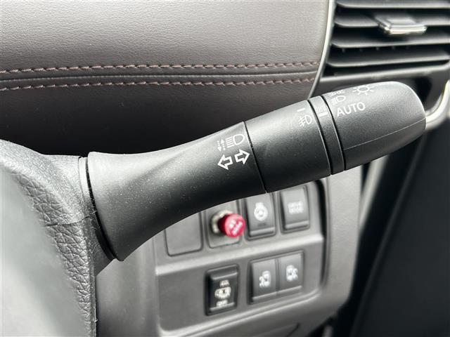 セレナ ｅ－パワー　ハイウェイスターＧ　禁煙車／純正９型ナビ／寒冷地仕様車／純正フリップダウンモニター／両側パワースライドドア／全方位カメラ／レザーシート／プロパイロット／ＬＥＤ／オートマチックハイビーム／パーキングアシスト／ＥＴＣ（19枚目）