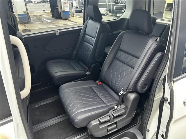 セレナ ｅ－パワー　ハイウェイスターＧ　禁煙車／純正９型ナビ／寒冷地仕様車／純正フリップダウンモニター／両側パワースライドドア／全方位カメラ／レザーシート／プロパイロット／ＬＥＤ／オートマチックハイビーム／パーキングアシスト／ＥＴＣ（26枚目）