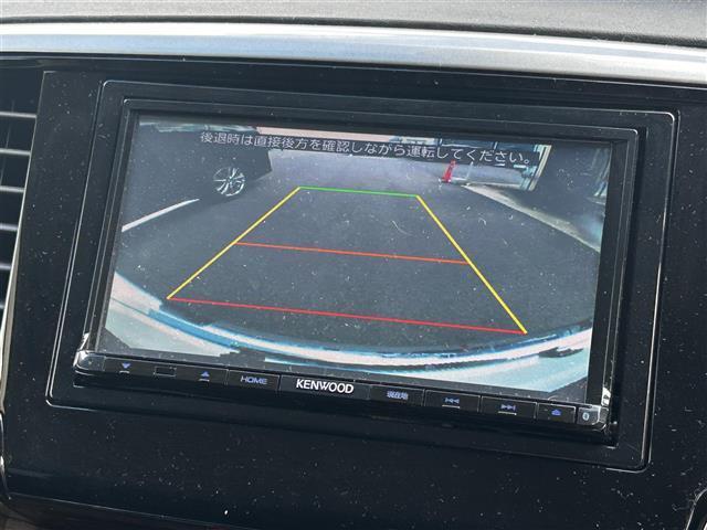 オデッセイハイブリッド ハイブリッド　禁煙車／社外ナビ／両側パワースライドドア／追従クルコン／レーンキープアシスト／バックカメラ／純正フリップダウンモニター／ＡＣ１００Ｖ電源／ＬＥＤヘッドライト／エンジンスターター／パワーシート／ＥＴＣ（7枚目）
