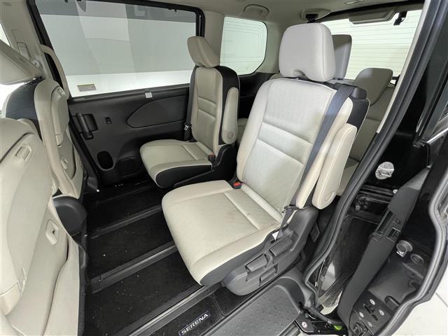 セレナ ｅ－パワー　ハイウェイスターＶ　禁煙車／純正１０型ナビ／両側電動スライドドア／全方位カメラ／ＥＴＣ／衝突被害軽減ブレーキ／クルーズコントロール／レーンキープアシスト／ＬＥＤヘッドライト／クリアランスソナー／電動パーキング（24枚目）