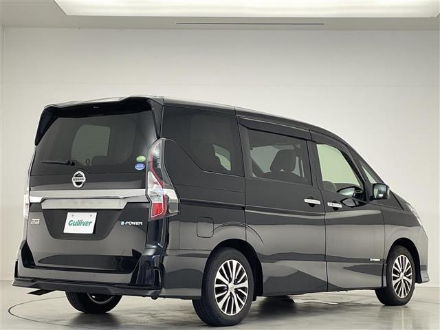 セレナ ｅ－パワー　ハイウェイスターＶ　禁煙車／純正１０型ナビ／両側電動スライドドア／全方位カメラ／ＥＴＣ／衝突被害軽減ブレーキ／クルーズコントロール／レーンキープアシスト／ＬＥＤヘッドライト／クリアランスソナー／電動パーキング（36枚目）