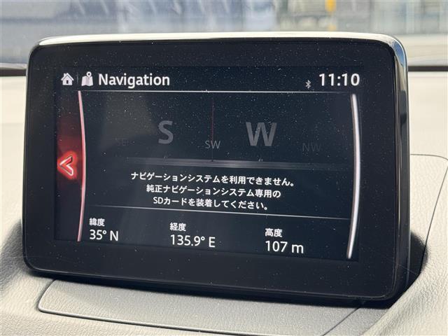 ＭＡＺＤＡ２ １５Ｓ　スマートエディション　禁煙車／純正ナビ／全方位カメラ／レーンキープアシスト／クリアランスソナー／衝突軽減ブレーキ／ブラインドスポットモニター／ＬＥＤヘッドライト／前後ドライブ／ＥＴＣ／純正フロアマット／プッシュスタート（5枚目）