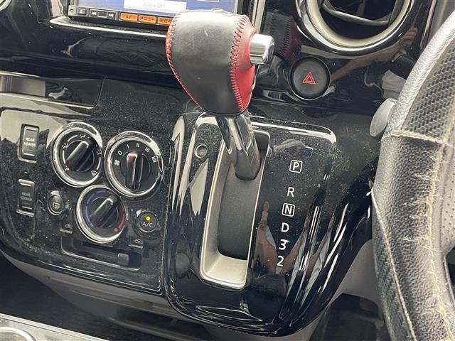 ＮＶ３５０キャラバンバン プレミアムＧＸ　ロング　クロムＢＬＫ　社外ボンネット／純正ナビ／Ｂｌｕｅｔｏｏｔｈ／フルセグＴＶ／ＣＤ／ＤＶＤ／ｉＰｏｄ／バックカメラ／シートヒーター／ドライブレコーダー／ＥＴＣ／スマートキー（7枚目）