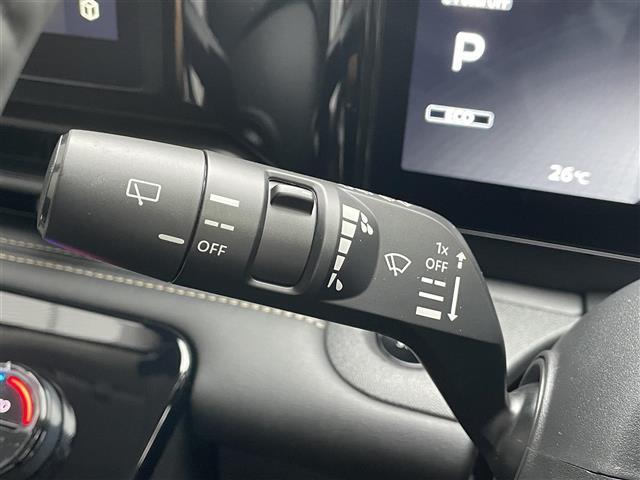 セレナ ｅ－パワー　ハイウェイスターＶ　登録済未使用車／純正１２．３型ナビ／後席モニター／追従クルーズコントロール／レーンキープアシスト／全方位カメラ／両側パワースライドドア／ハーフレザーシート／ＥＴＣ２．０／ワイヤレス充電／オートホールド（13枚目）