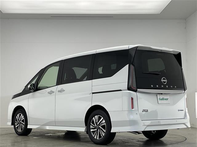 セレナ ｅ－パワー　ハイウェイスターＶ　登録済未使用車／純正１２．３型ナビ／後席モニター／追従クルーズコントロール／レーンキープアシスト／全方位カメラ／両側パワースライドドア／ハーフレザーシート／ＥＴＣ２．０／ワイヤレス充電／オートホールド（33枚目）