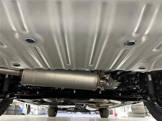 セレナ ｅ－パワー　ハイウェイスターＶ　登録済未使用車／純正１２．３型ナビ／後席モニター／追従クルーズコントロール／レーンキープアシスト／全方位カメラ／両側パワースライドドア／ハーフレザーシート／ＥＴＣ２．０／ワイヤレス充電／オートホールド（39枚目）