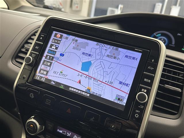 セレナ ｅ－パワー　ＸＶ　禁煙車／純正９インチナビ／全方位カメラ／両側電動スライドドア／プロパイロット／エマージェンシーブレーキ／クリアランスソナー／ＬＥＤヘッドライト／前席シートヒーター／ステアリングヒーター／ＥＴＣ（3枚目）