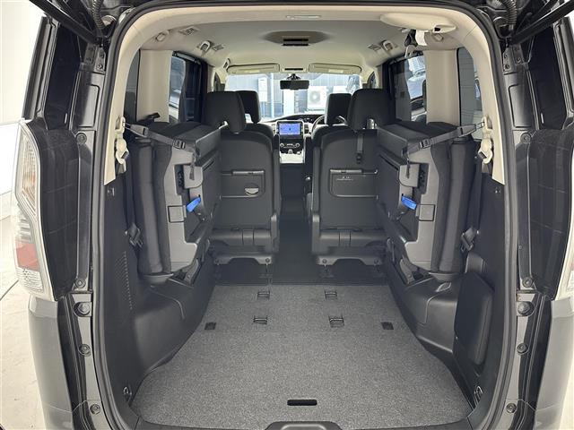 セレナ ｅ－パワー　ＸＶ　禁煙車／純正９インチナビ／全方位カメラ／両側電動スライドドア／プロパイロット／エマージェンシーブレーキ／クリアランスソナー／ＬＥＤヘッドライト／前席シートヒーター／ステアリングヒーター／ＥＴＣ（27枚目）