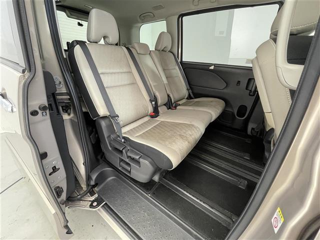 セレナ ハイウェイスター　プロパイロットエディション　禁煙車／純正ナビ／フルセグテレビ／バックカメラ／フリップダウンモニター／前後ドライブレコーダー／エマージェンシーブレーキ／クルーズコントロール／プロパイロット／両側パワースライドドア／オートライト（22枚目）