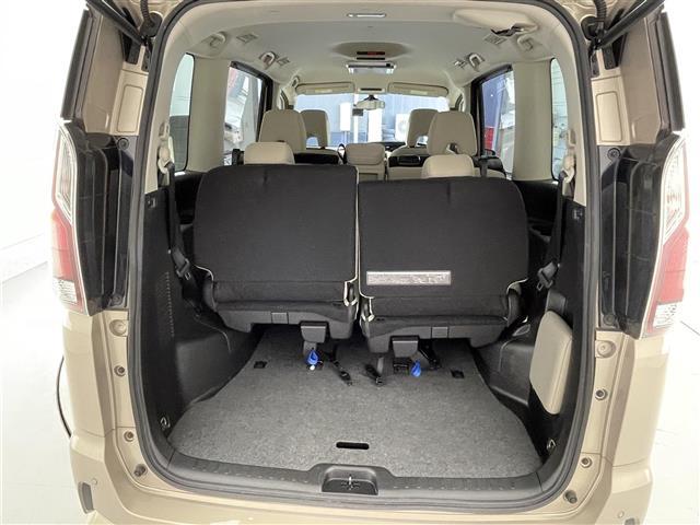 セレナ ハイウェイスター　プロパイロットエディション　禁煙車／純正ナビ／フルセグテレビ／バックカメラ／フリップダウンモニター／前後ドライブレコーダー／エマージェンシーブレーキ／クルーズコントロール／プロパイロット／両側パワースライドドア／オートライト（25枚目）