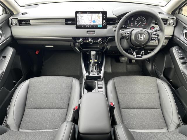 ヴェゼル e:HEV Z 登録済未使用車/純正9型ナビ/パワーバックドア/追従クルーズコントロール/バックカメラ/ブラインドスポットモニター/クリアランスソナー/ETC/ワイヤレス充電/ステアリングヒーター/LED(4枚目)