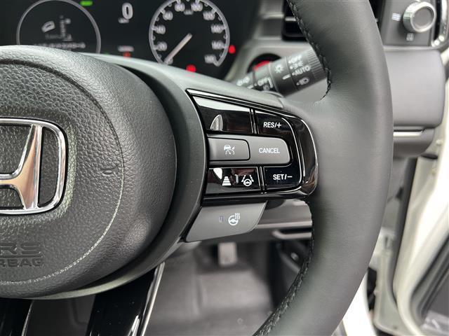 ヴェゼル e:HEV Z 登録済未使用車/純正9型ナビ/パワーバックドア/追従クルーズコントロール/バックカメラ/ブラインドスポットモニター/クリアランスソナー/ETC/ワイヤレス充電/ステアリングヒーター/LED(14枚目)