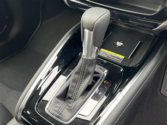 ヴェゼル e:HEV Z 登録済未使用車/純正9型ナビ/パワーバックドア/追従クルーズコントロール/バックカメラ/ブラインドスポットモニター/クリアランスソナー/ETC/ワイヤレス充電/ステアリングヒーター/LED(18枚目)