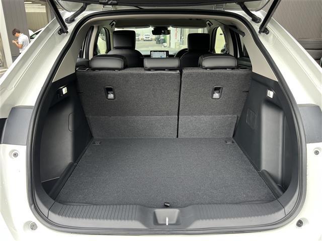 ヴェゼル e:HEV Z 登録済未使用車/純正9型ナビ/パワーバックドア/追従クルーズコントロール/バックカメラ/ブラインドスポットモニター/クリアランスソナー/ETC/ワイヤレス充電/ステアリングヒーター/LED(25枚目)