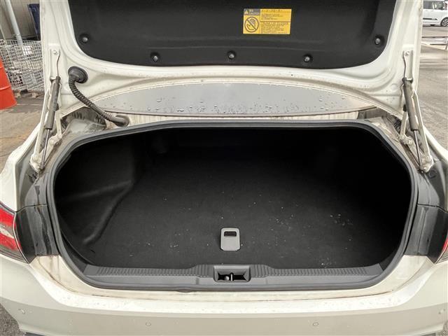 クラウンハイブリッド ＲＳアドバンス　禁煙車／純正８インチナビ／ＤＶＤ／ＣＤ／ＳＤ／ＡＵＸ／Ｂｌｕｅｔｏｏｔｈ／ＵＳＢ／サンルーフ／レザーシート／ＴＲＤエアロ／追従クルーズコントロール／全方位カメラ／パーキングアシスト／ＥＴＣ２．０（28枚目）