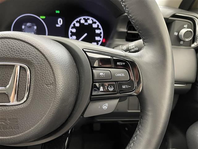 ヴェゼル e:HEV Z 禁煙車/純正9インチナビ/バックカメラ/ハーフレザーシート/シートヒーター/追従クルーズコントロール/パドルシフト/パワーバックドア/Bluetooth/USB/フルセグ(11枚目)