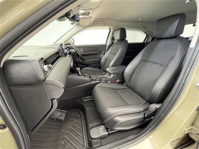 ヴェゼル e:HEV Z 禁煙車/純正9インチナビ/バックカメラ/ハーフレザーシート/シートヒーター/追従クルーズコントロール/パドルシフト/パワーバックドア/Bluetooth/USB/フルセグ(26枚目)