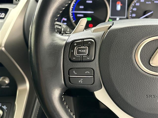 ＮＸ ＮＸ３００ｈ　Ｉパッケージ　禁煙車／純正１０．３インチナビ／Ｂｌｕｅｔｏｏｔｈ／ＣＤ／ＳＤ／ＡＵＸ／フルセグＴＶ／バック／サイド／フロントカメラ／追従クルーズコントロール／電動リアゲート／パワーシート／シートヒーター／ＥＴＣ（11枚目）