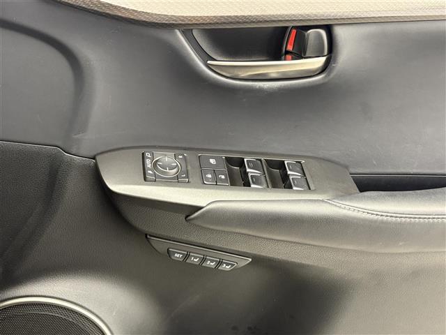 ＮＸ ＮＸ３００ｈ　Ｉパッケージ　禁煙車／純正１０．３インチナビ／Ｂｌｕｅｔｏｏｔｈ／ＣＤ／ＳＤ／ＡＵＸ／フルセグＴＶ／バック／サイド／フロントカメラ／追従クルーズコントロール／電動リアゲート／パワーシート／シートヒーター／ＥＴＣ（20枚目）