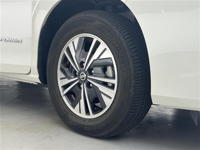 セレナ ｅ－パワー　ＸＶ　禁煙車／純正１０インチナビ／アラウンドビューモニター／両側電動スライドドア／クリアランスソナー／クルーズコントロール／前後ドライブレコーダー／ＥＴＣ２．０／純正１５インチアルミホイール／ＬＥＤ（27枚目）