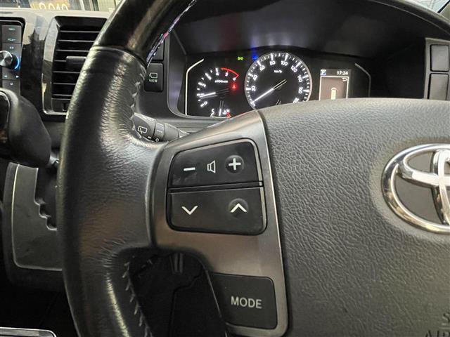 ハイエースバン スーパーGL ダーク プライムII 社外ナビ/全方位カメラ/両側パワースライドドア/ハーフレザーシート/衝突軽減ブレーキ/レーンディパーチャーアラート/LED/オートマチックハイビーム/AC100V電源/デジタルインナーミラー(10枚目)