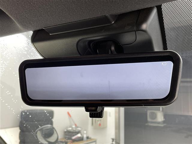 ハイエースバン スーパーGL ダーク プライムII 社外ナビ/全方位カメラ/両側パワースライドドア/ハーフレザーシート/衝突軽減ブレーキ/レーンディパーチャーアラート/LED/オートマチックハイビーム/AC100V電源/デジタルインナーミラー(12枚目)