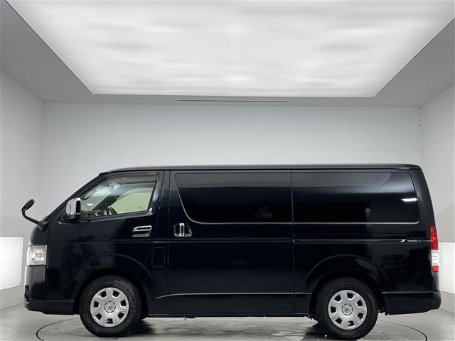 ハイエースバン スーパーGL ダーク プライムII 社外ナビ/全方位カメラ/両側パワースライドドア/ハーフレザーシート/衝突軽減ブレーキ/レーンディパーチャーアラート/LED/オートマチックハイビーム/AC100V電源/デジタルインナーミラー(32枚目)