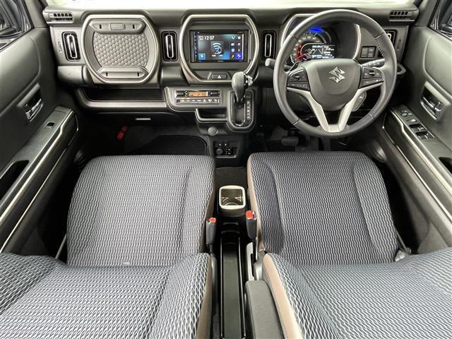 ハスラー Ｊスタイル　ターボ　禁煙車／社外ディスプレイオーディオ／追従クルーズコントロール／バックカメラ／シートヒーター／ルーフレール／コーナーセンサー／ＬＥＤヘッドライト／Ｂｌｕｅｔｏｏｔｈ／ＣＤ／ＤＶＤ／ＵＳＢ／ＥＴＣ（4枚目）