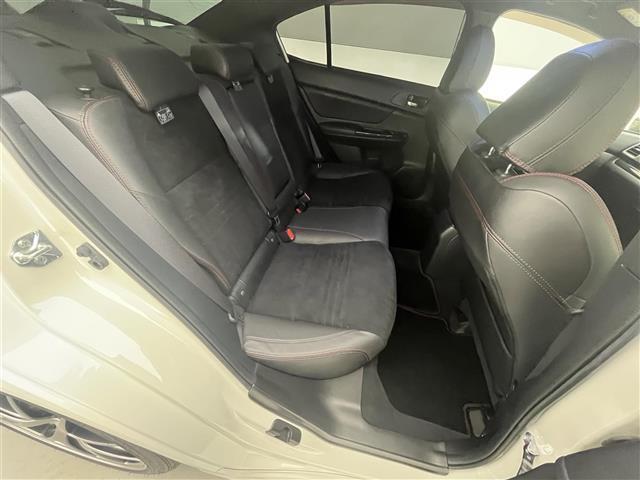 ＷＲＸ Ｓ４ ２．０ＧＴ－Ｓアイサイト　禁煙車／７型ナビ／バックカメラ／追従クルーズコントロール／クリアランスソナー／ＥＴＣ／ＳＴＩエアロ／ハーフレザーシート／ステアリングスイッチ／プッシュスタート／オートライト／スマートキー（24枚目）