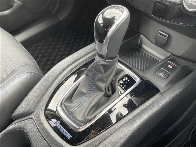 エクストレイル オーテック　ｉパッケージ　禁煙車／１０型純正ナビ／レーダークルーズコントロール／全方位カメラ／レザーシート／シートヒーター／レーンキープアシスト／パワーシート／前後ドラレコ／オートホールド／パワーバックドア／ＥＴＣ（21枚目）