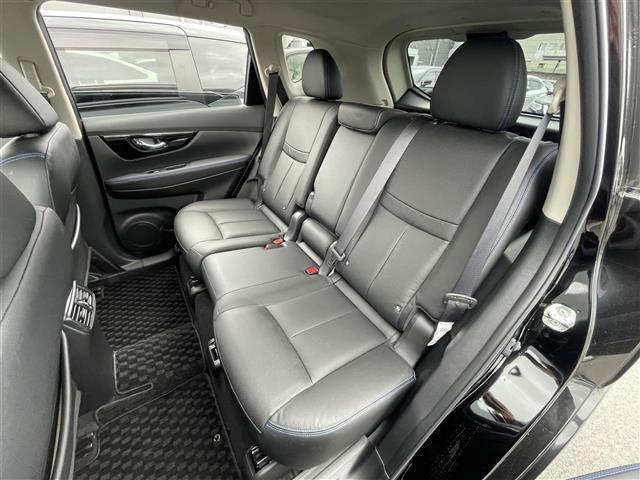 エクストレイル オーテック　ｉパッケージ　禁煙車／１０型純正ナビ／レーダークルーズコントロール／全方位カメラ／レザーシート／シートヒーター／レーンキープアシスト／パワーシート／前後ドラレコ／オートホールド／パワーバックドア／ＥＴＣ（27枚目）