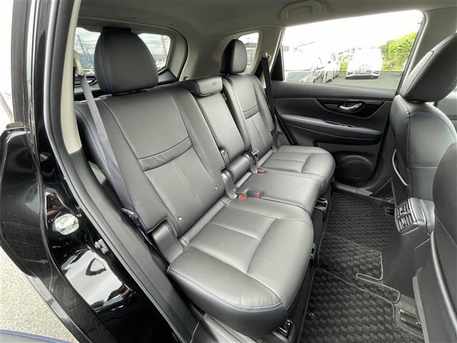 エクストレイル オーテック　ｉパッケージ　禁煙車／１０型純正ナビ／レーダークルーズコントロール／全方位カメラ／レザーシート／シートヒーター／レーンキープアシスト／パワーシート／前後ドラレコ／オートホールド／パワーバックドア／ＥＴＣ（28枚目）