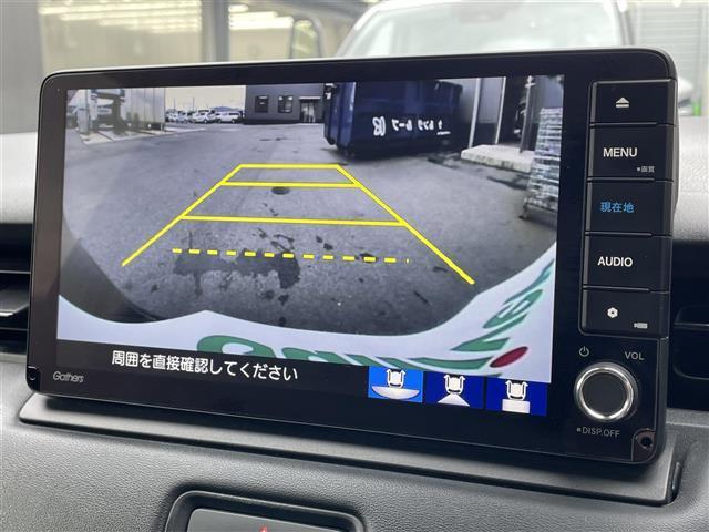 ヴェゼル ｅ：ＨＥＶ　Ｚ　禁煙車／純正９インチナビ／バックカメラ／ブラインドスポットモニター／電動リアゲート／ＬＥＤヘッドライト／ダウンヒルコントロール／前後コーナーセンサー／前後ドラレコ／追従クルーズコントロール／衝突軽減（5枚目）