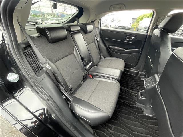 ヴェゼル ｅ：ＨＥＶ　Ｚ　禁煙車／純正９インチナビ／バックカメラ／ブラインドスポットモニター／電動リアゲート／ＬＥＤヘッドライト／ダウンヒルコントロール／前後コーナーセンサー／前後ドラレコ／追従クルーズコントロール／衝突軽減（26枚目）