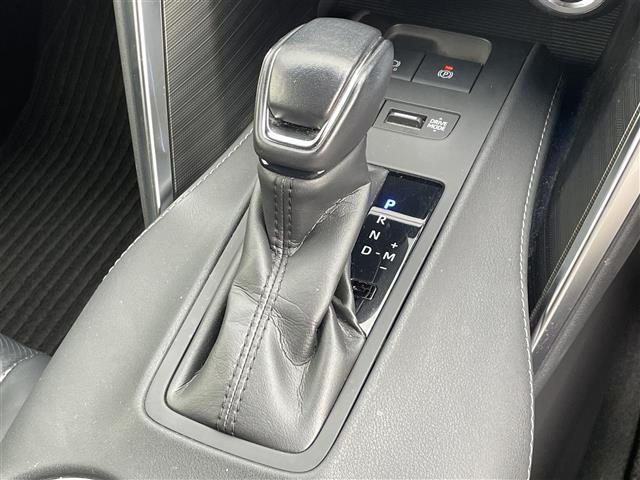 ハリアー Ｚ　レザーパッケージ　禁煙車／１２．３インチ純正ナビ／Ｆ．Ｓ．Ｂカメラ／コーナーセンサー／前席パワーシート／前席シートヒーター／ステアリングヒーター／パワーリアゲート／ＪＢＬプレミアムサウンド／デジタルインナーミラー（18枚目）