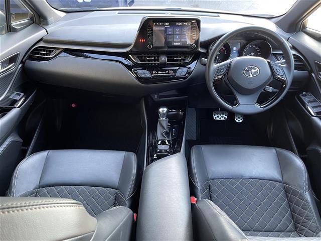 Ｃ－ＨＲ Ｇ　モード　ネロ　セーフティプラスＩＩＩ　禁煙車／純正８型ディスプレイオーディオ／モデリスタエアロ／レーダークルーズコントロール／全方位カメラ／ハーフレザーシート／レーンキープアシスト／ＬＥＤヘッドライト／オートハイビーム／オートホールド（4枚目）