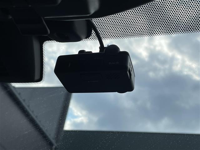 エクストレイル ２０Ｘｉ　禁煙車／純正ナビ／フルセグＴＶ／全方位カメラ／ＬＥＤヘッドライト／前後コーナーセンサー／ドライブレコーダー／プロパイロット／全席シートヒーター／純正１８インチＡＷ／ＥＴＣ／電動リアゲート（8枚目）