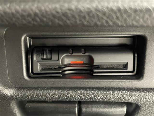 エクストレイル 20X 禁煙車/純正9インチナビ/全方位カメラ/合皮シート/LEDヘッドライト/前後ドラレコ/前後コーナーセンサー/電動リアゲート/純正18AW/ETC/フルフラットシート/CD/DVD/Bluetooth(11枚目)