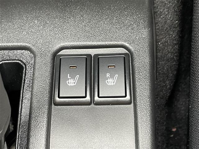 ジムニー ＸＣ　届出済未使用車／クルーズコントロール／コーナーセンサー／ステアリングスイッチ／シートヒーター／電動格納ミラー／オートライト／オートハイビーム／純正１６インチアルミホイール／スペアキー／ＬＥＤライト（6枚目）