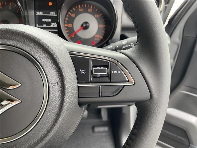 ジムニー ＸＣ　届出済未使用車／クルーズコントロール／コーナーセンサー／ステアリングスイッチ／シートヒーター／電動格納ミラー／オートライト／オートハイビーム／純正１６インチアルミホイール／スペアキー／ＬＥＤライト（10枚目）