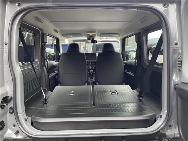 ジムニー ＸＣ　届出済未使用車／クルーズコントロール／コーナーセンサー／ステアリングスイッチ／シートヒーター／電動格納ミラー／オートライト／オートハイビーム／純正１６インチアルミホイール／スペアキー／ＬＥＤライト（24枚目）