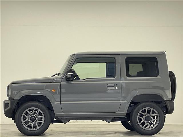 ジムニー ＸＣ　届出済未使用車／クルーズコントロール／コーナーセンサー／ステアリングスイッチ／シートヒーター／電動格納ミラー／オートライト／オートハイビーム／純正１６インチアルミホイール／スペアキー／ＬＥＤライト（30枚目）